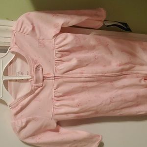 Carter's Little Planet organic sleeper. 9M. NWT.